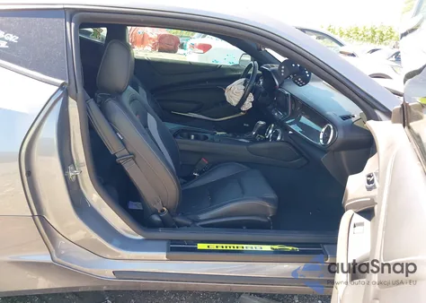 2020 Chevrolet Camaro Rwd 2Ss from USA, damaged, VIN 1G1FH1R78L0140576